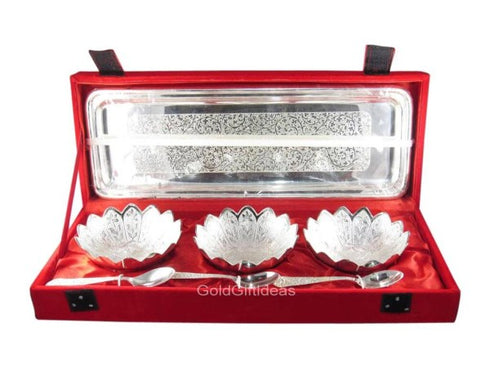 4 INCH GERMAN SILVER THREE FLOWER BOWLS WITH TRAY - 1500gms